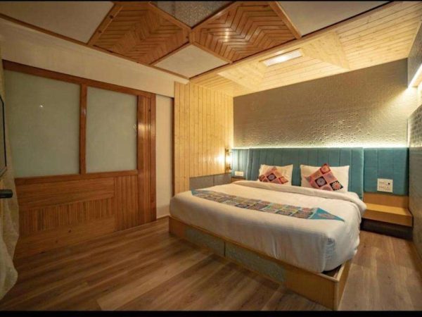 Lake View Studio room 7